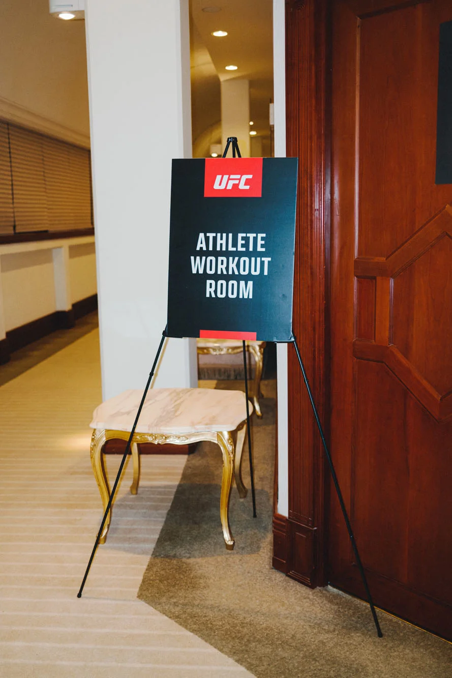 Statue de Hans Egede surplombant Nuuk