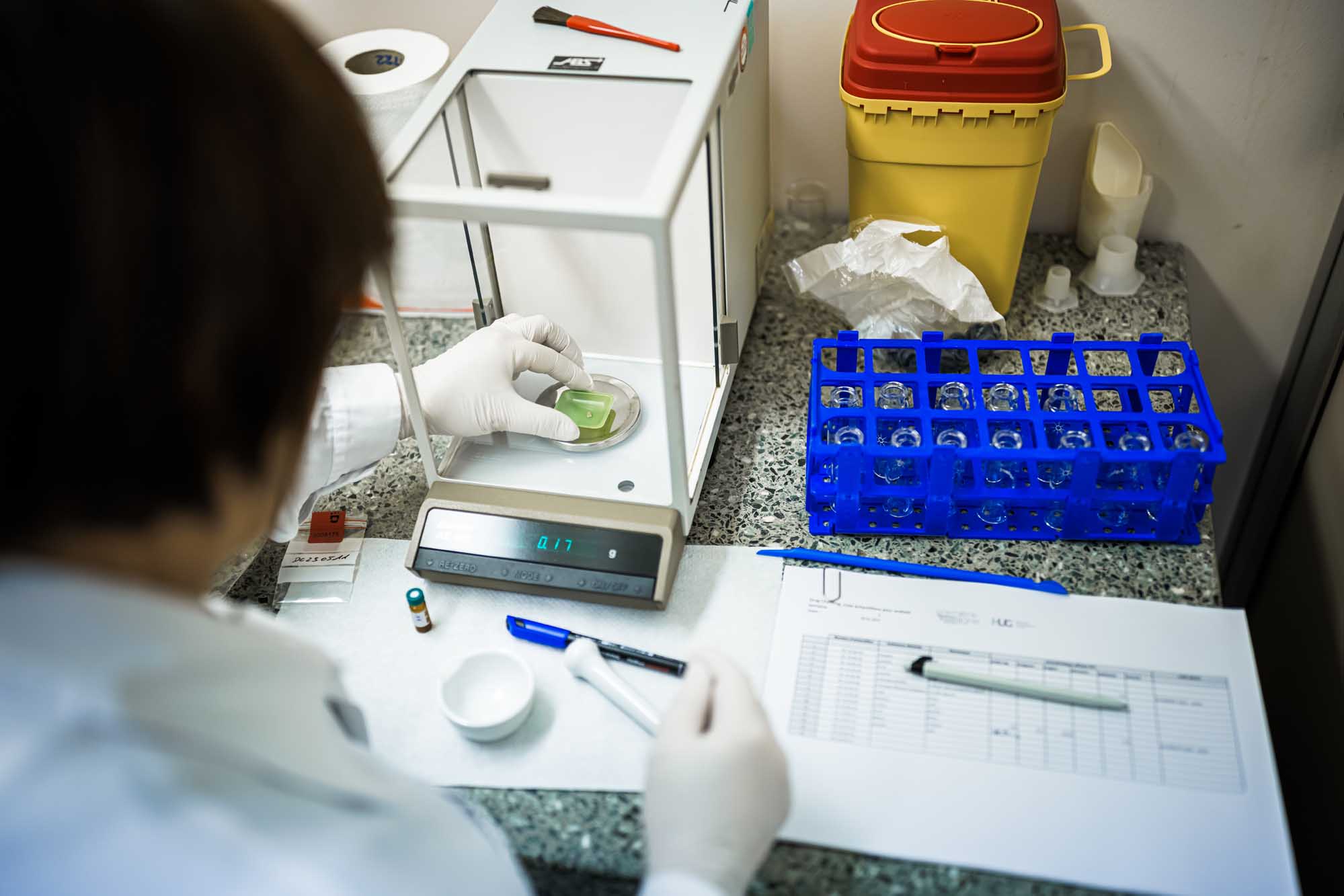 Dans les laboratoires des HUG