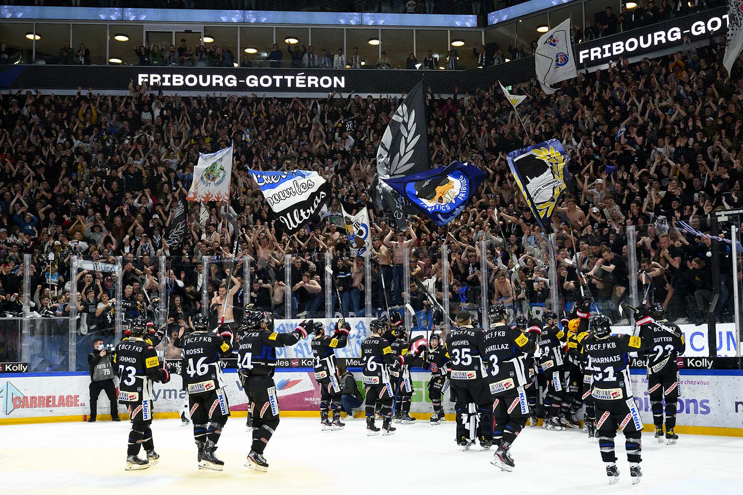 La joue des joueurs de Fribourg Gottéron