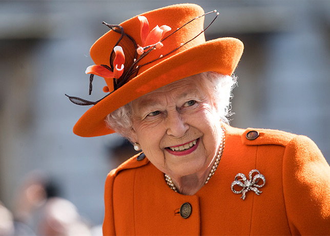 Come beauty queen and senior citizen blowjob opinion Beauty queen and senior citizen blowjob